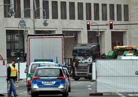 İtalya İçişleri Bakanı Marco Minniti: Berlin saldırısı zanlısı İtalya'da öldürüldü