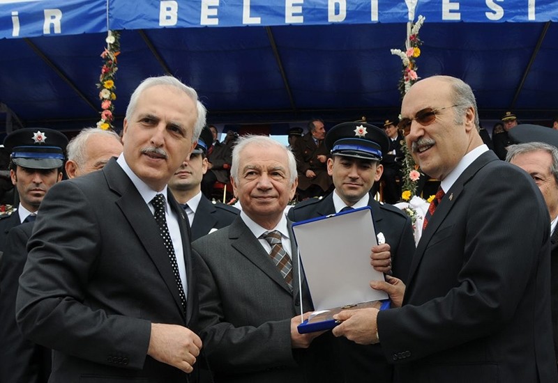 Former Istanbul Police Dept. Chief Hu00fcseyin u00c7apku0131n (Right) with former Istanbul Governor Hu00fcseyin Avni Mutlu (Left)