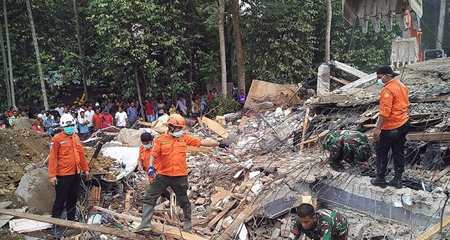 At least 25 reported dead after quake rocks Indonesia's Aceh province