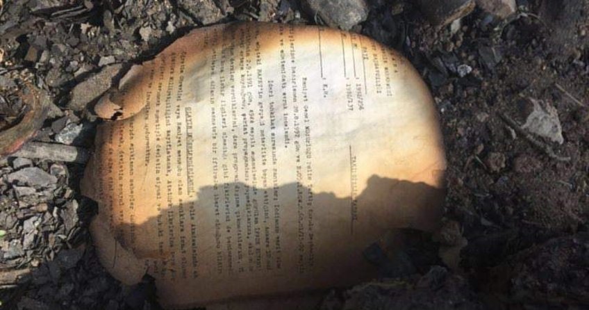 Gölbaşında üzerinde Gülen'in ismi yazılan evraklar bulundu