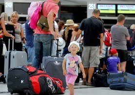 Pasaport kalktı, Ukrayna'dan 1 milyon kişi bekleniyor
