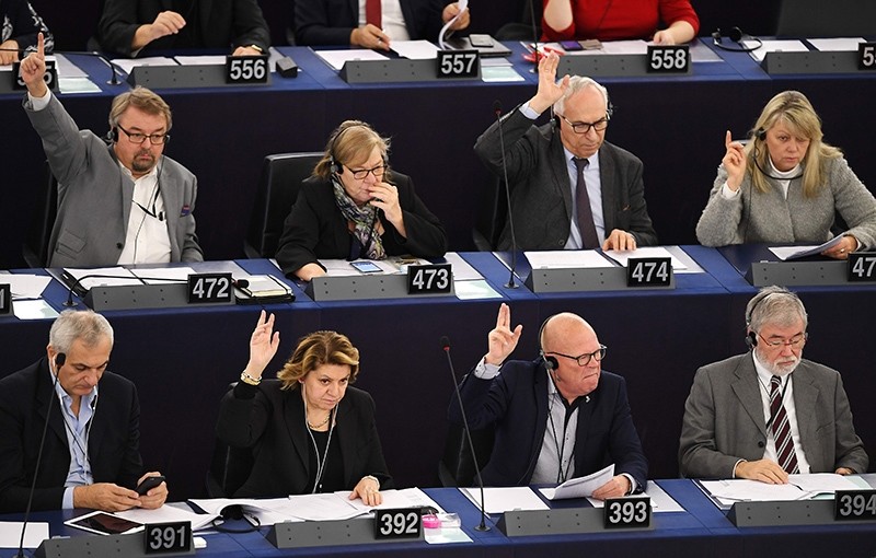 Members of the European Parliament take part in a voting session at the European Parliament in Strasbourg, eastern France, on November 22, 2016. (AFP Photo)