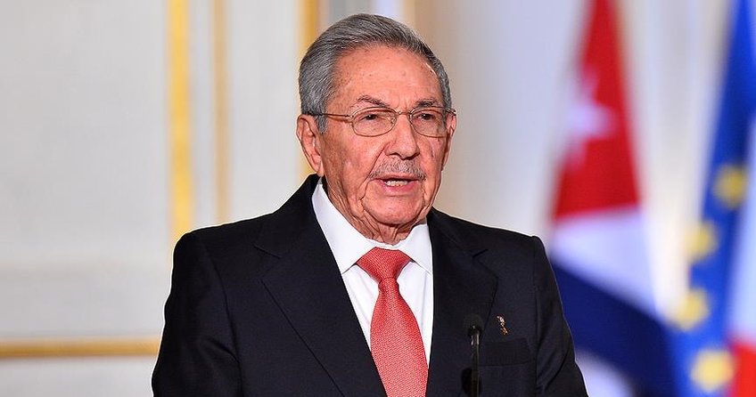 Küba’da Castro devri sona eriyor