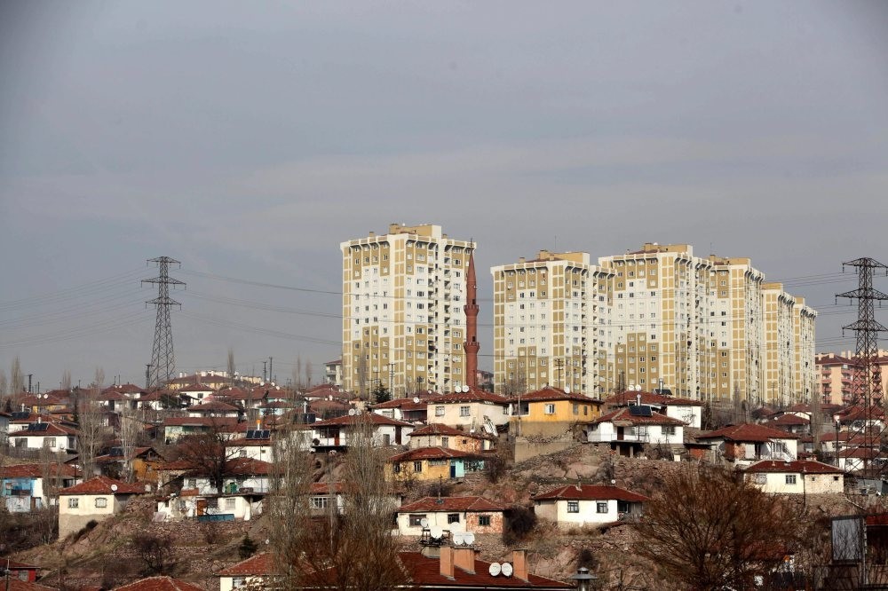 Urban renewal projects are expected to benefit from the real estate certificates, allowing quick access to financing.