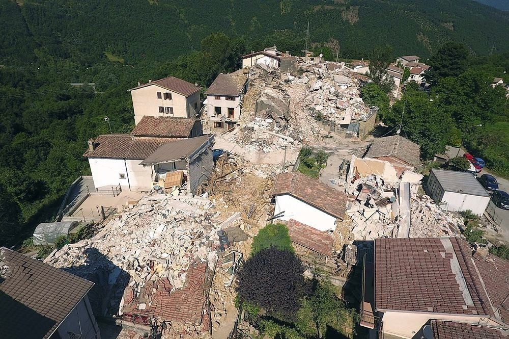 A drone photo shows the damages following an earthquake in Saletta, central Italy, August 26, 2016. (REUTERS Photo)