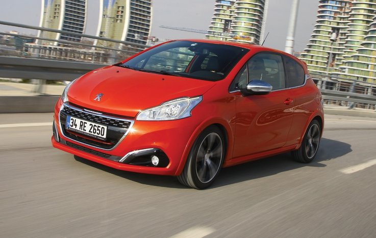 TEST · PEUGEOT 208 GTİ BY PS