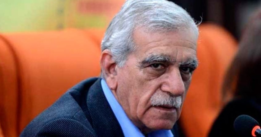 Mardin Belediye Başkanlığı görevinden alınan Ahmet Türk tutuklandı