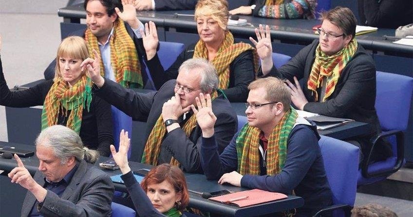 Alman Sol Parti: Terörist değil aktivist diyelim