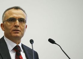 Naci Ağbal: Yıllık izinlerin devri gündemimizde