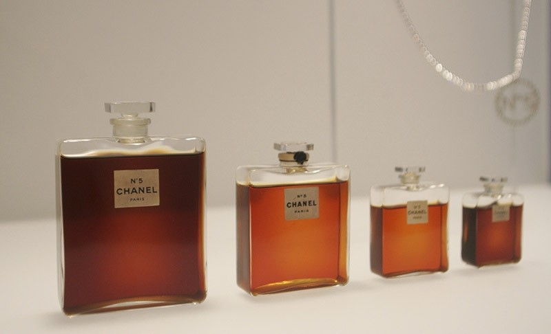 Bottles of Chanel No. 5 perfume are displayed at the Metropolitan Museum of Art's Costume Institute exhibit in New York, 2 May 2005. (AP Photo)