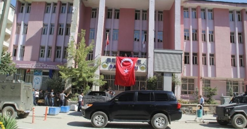 HDP’nin oyunu tutmadı halk kayyumdan memnun