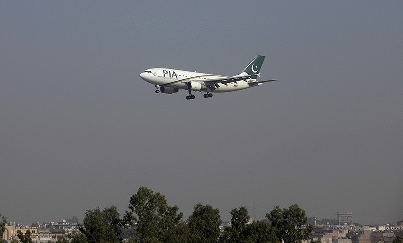 A Pakistan International Airlines (PIA) passenger plane arrives at the Benazir International airport in Islamabad, Pakistan December 2, 2015 (Reuters File Photo)