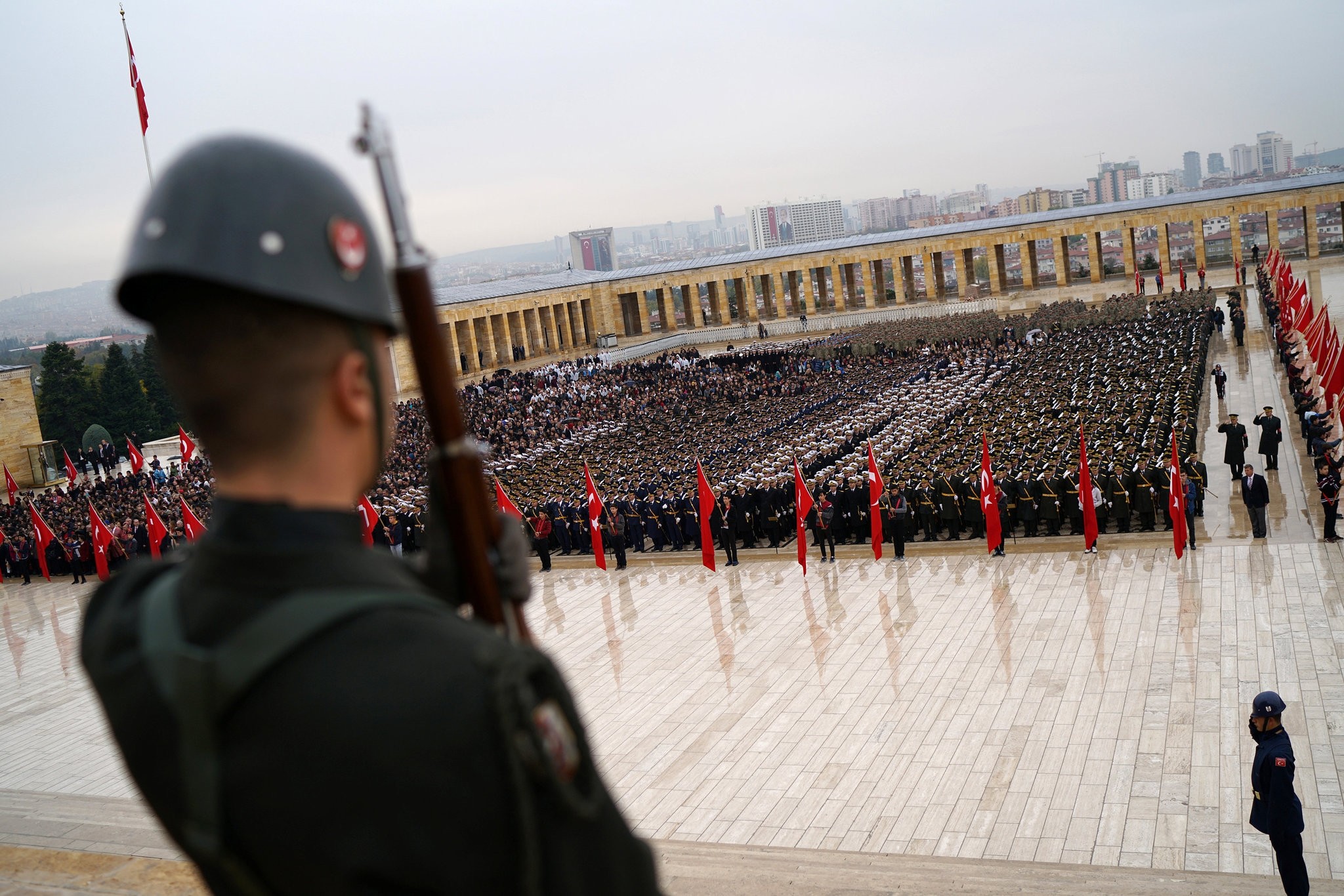 Turkish army officers stand at attention during a Republic Day ceremony at Anitkabir, in Ankara, Turkey, October 29, 2016. (REUTERS Photo)