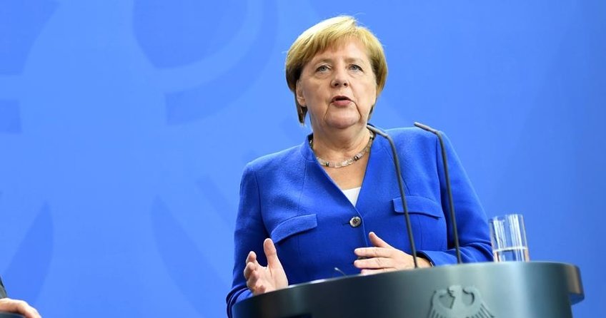 Merkel: İstikrarlı Türkiye bizim için önemlidir