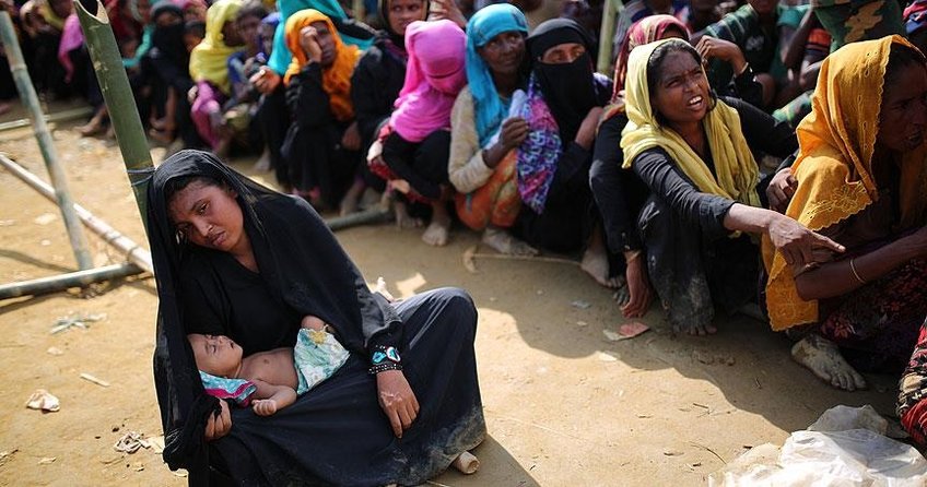 Binlerce Arakanlı Müslüman ’tarafsız bölgede’ bekliyor