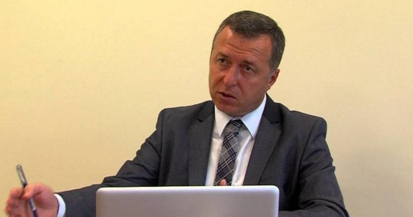 Adliyeden firar etti