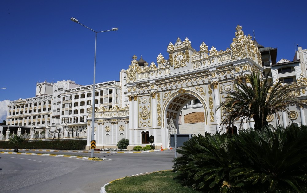 Mardan Palace