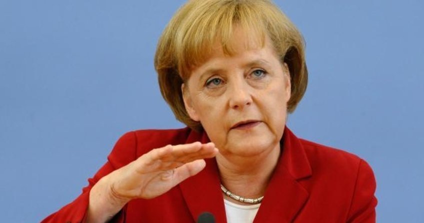 Merkel iki partiye kapıları kapattı