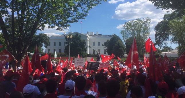 Democracy rally held in front of White House, Gülenist coup attempt in Turkey condemned