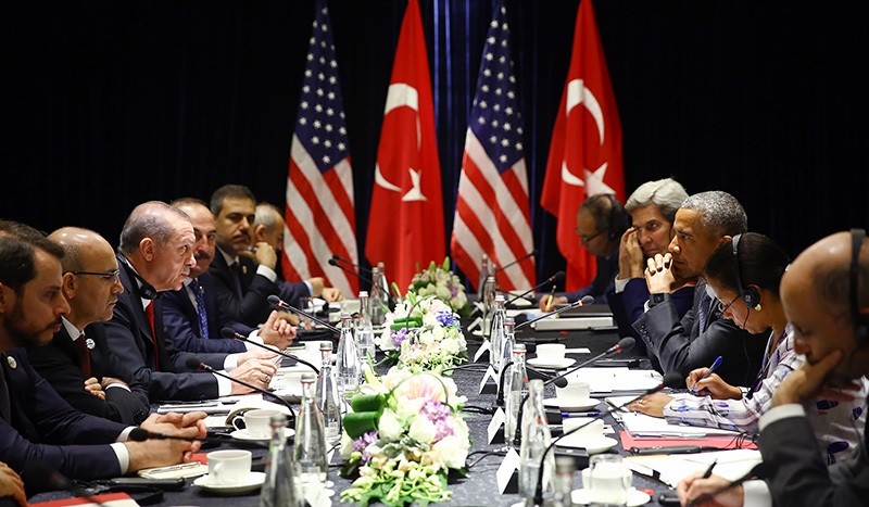 President Recep Tayyip Erdou011fan and U.S. President Barack Obama making a brief statement following a closed-door meeting ahead of the G20 Summit in China, September 4, 2016 (AA Photo)