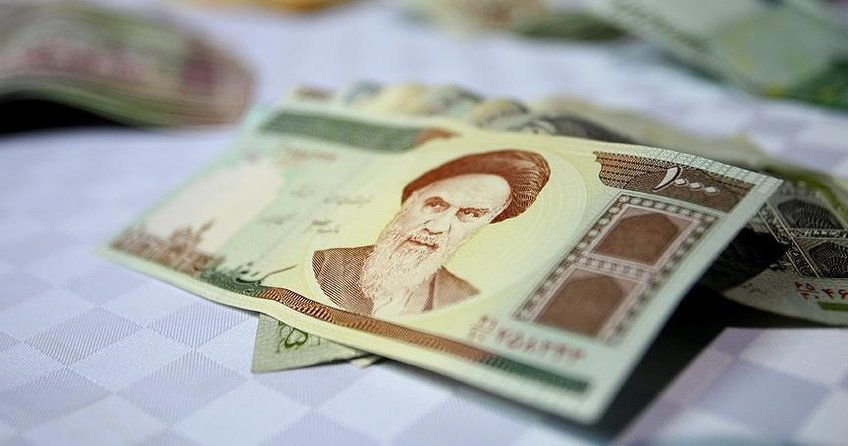 İranda dolar kuru tarihi seviyeye ulaştı