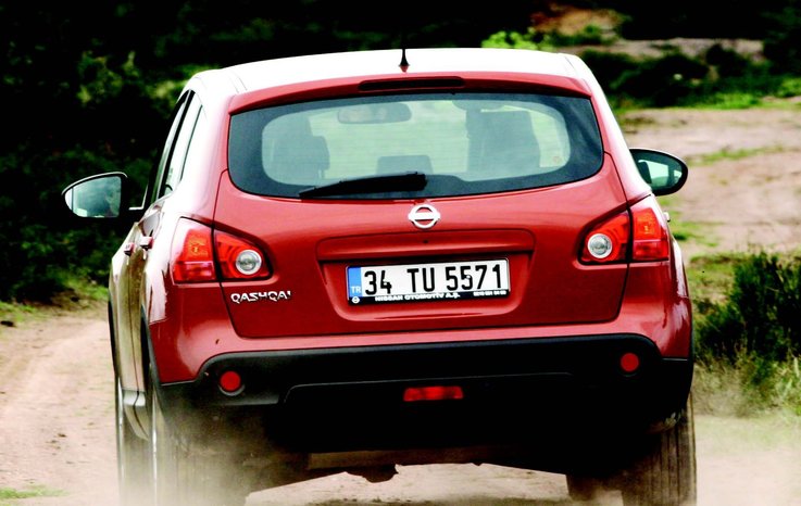 NOSTALJİ TEST NİSSAN QASHQAİ 2.0 4X4 CVT