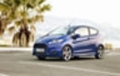 Ford’un Yeni Sporcuları: Focus ST ve Fiesta ST
