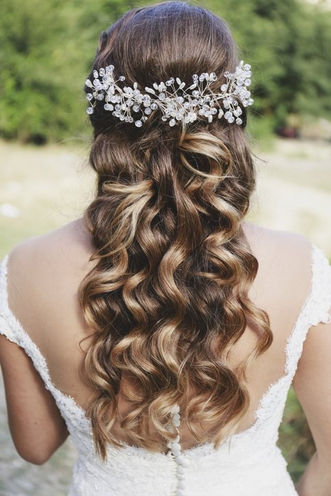 2019 Gelinlerine Ozel Gelin Saci Trendleri Harpersbazaar