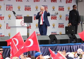 Başbakan Binali Yıldırım: Ayak üstü 40 yalan söylüyor