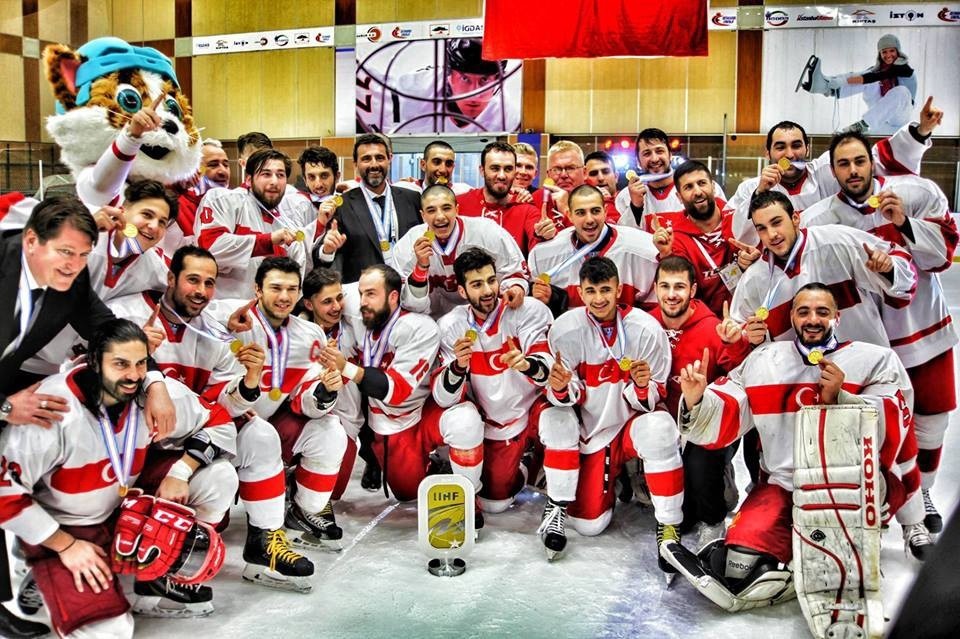 Once drugaddicted, Turkish ice hockey stars European champion