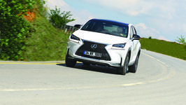 TEST: LEXUS NX200T F SPORT