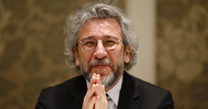 Almanya’dan FETÖ'cü hain Can Dündar’a geçici pasaport