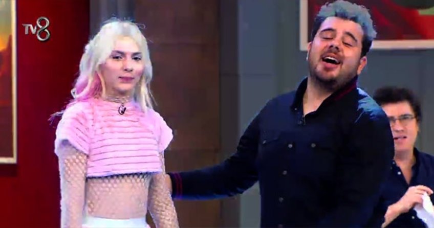 Aleyna Tilki, 3 Adam'ı karıştırdı