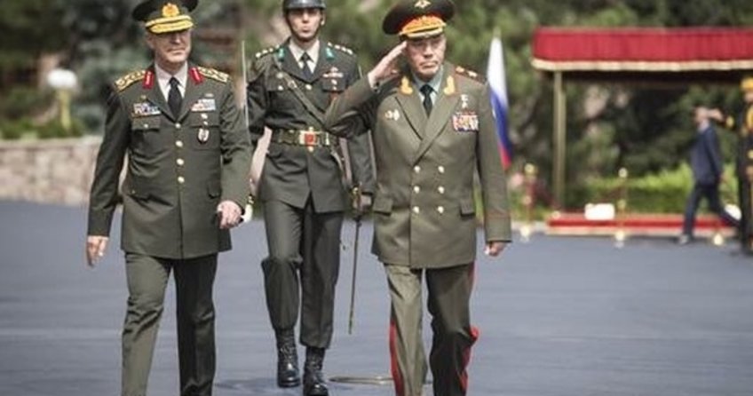 Rusya Genelkurmay Başkanı Gerasimov, Genelkurmay Karargahı'nda