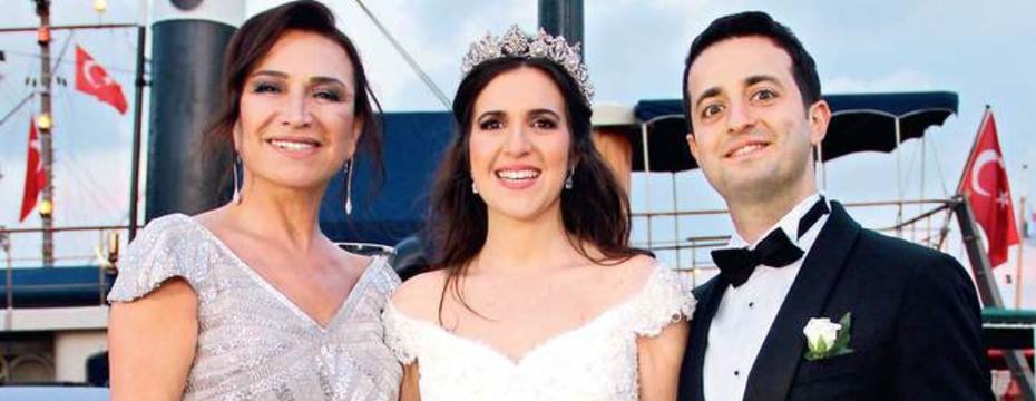 Koc Muzesi Nde Gorkemli Dugun Galeri Davetler 25 Haziran 2015 Persembe