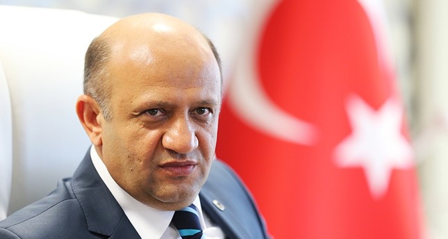 تركيا: قوات المشاة التركية لن تدخل سوريا الآن.. وسنواصل دعم الجيش الحر