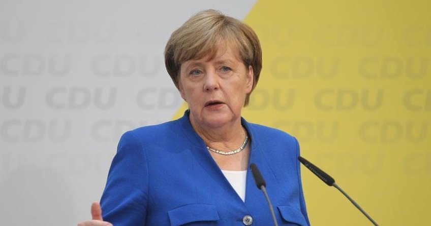 Merkel: Türkiye sığınmacılar konusunda olağanüstü işler yapıyor