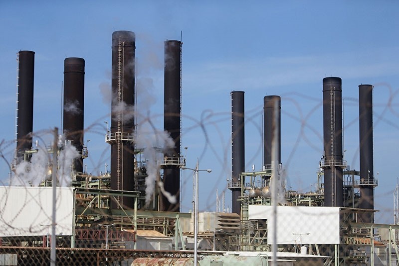 A view shows Gaza's power plant through a barbed fence in the central Gaza Strip January 16, 2017. (Reuters Photo)