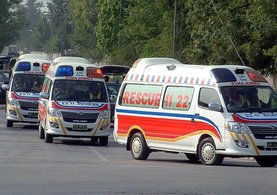 Pakistan'da iki yolcu otobüsü çarpıştı: 30 ölü