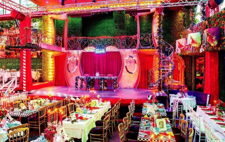 Cahide Harikalar Diyari Nda Masal Tadinda Eglence Galeri Lifestyle 10 Temmuz 2012 Sali