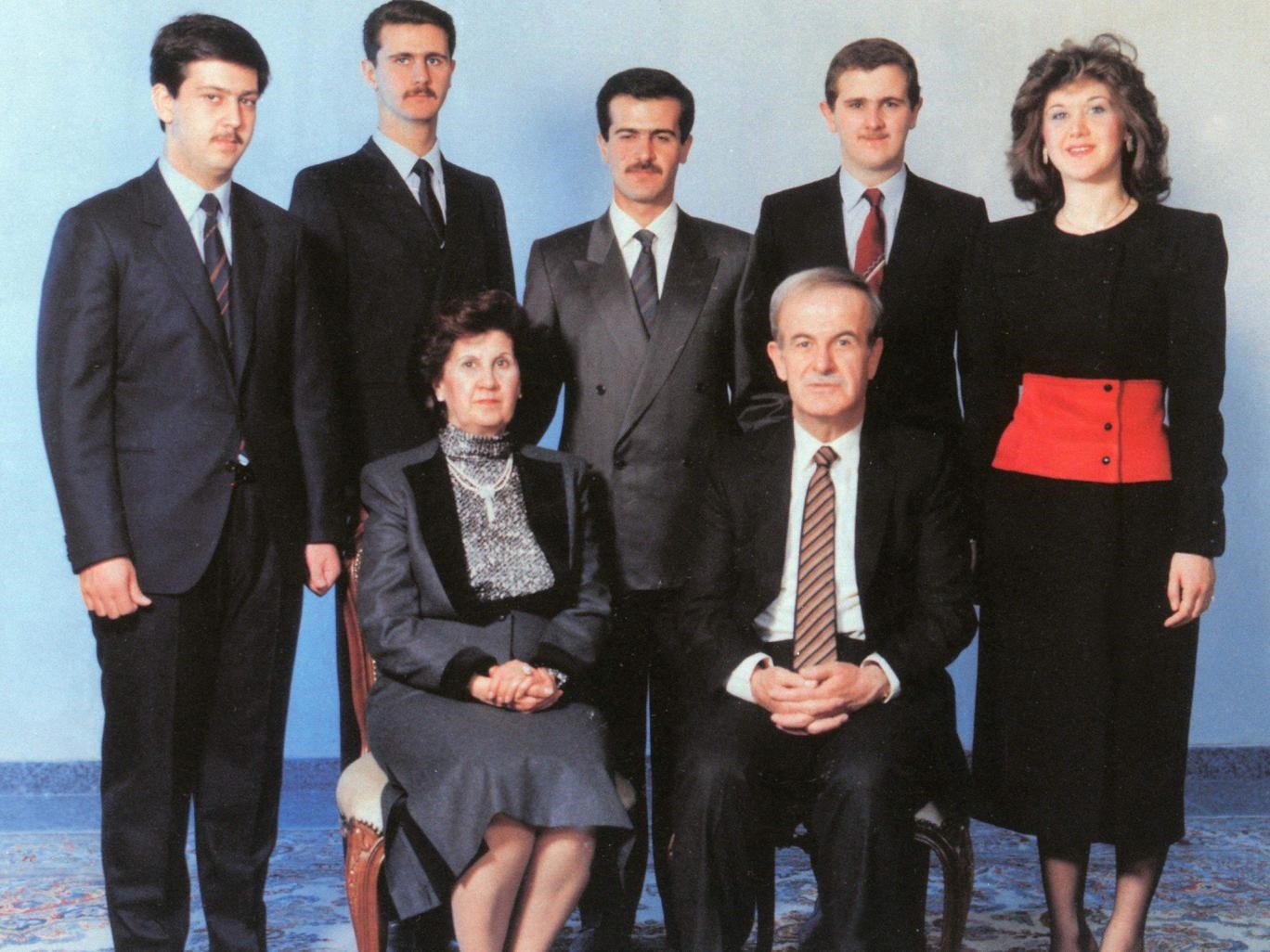 The Assad family. Hafez Assad and his wife Anisa Makhlouf. On the back row, from left to right: Maher, Bashar, Basil, Majid, and Bushra Assad.