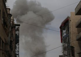 Esed rejimi yerleşim yerlerini vurdu: 13 ölü