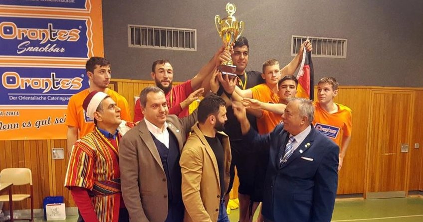 Almanyada Aba Güreşi fırtınası