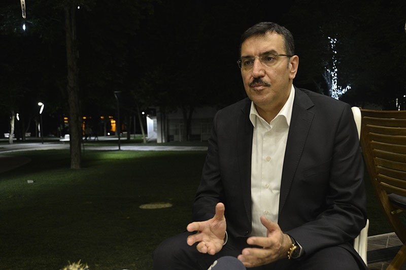Turkish Customs and Trade Minister Bu00fclent Tu00fcfenku00e7i (AA photo)