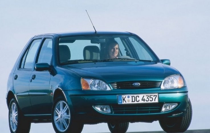 FORD FİESTA’NIN MOTORU NEDEN YAĞ YAKIYOR?