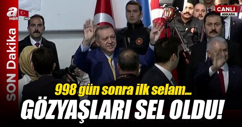 Cumhurbaşkanı Erdoğan salonda böyle karşılandı