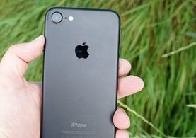 Apple ve Samsung iPhone 8 için anlaştı