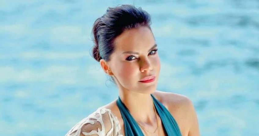 Ebru Şallı tatile eski eşiyle birlikte çıkmış