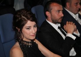 Ali Atay'dan Hazal Kaya'ya romantik sürpriz