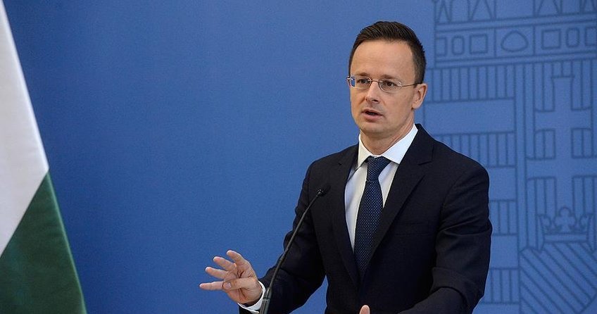 Macaristan Dışişleri Bakanı: Avrupa’nın Hristiyan kimliği korunmalı